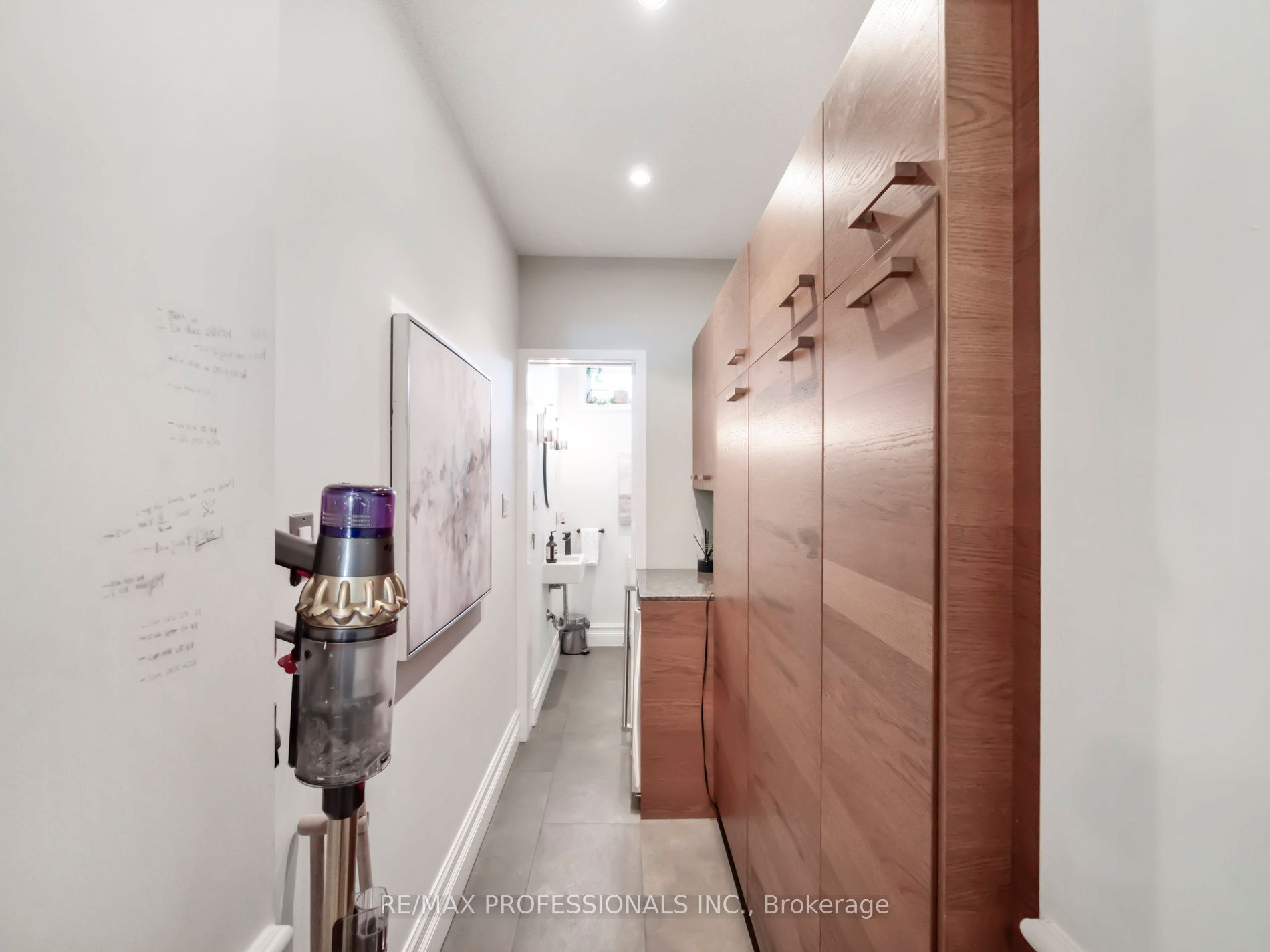 137 Galley Avenue