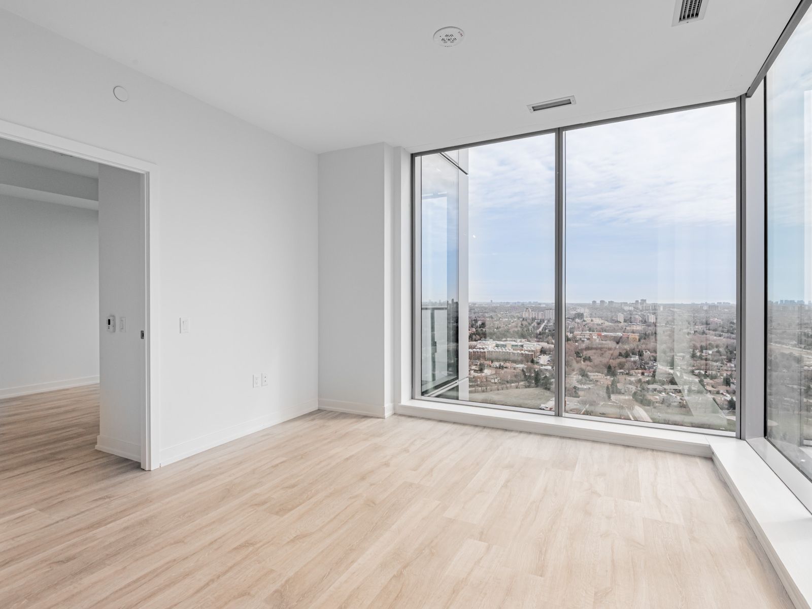 7 Golden Lion Heights N2904