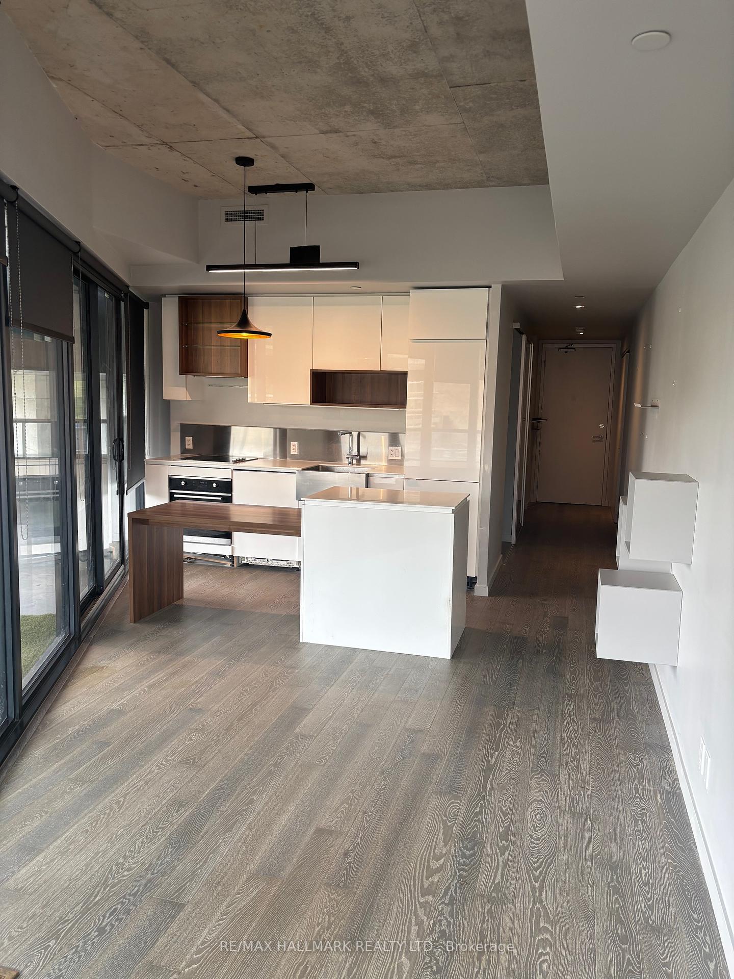 1 Bedroom Condo at 383 Sorauren, Toronto For sale