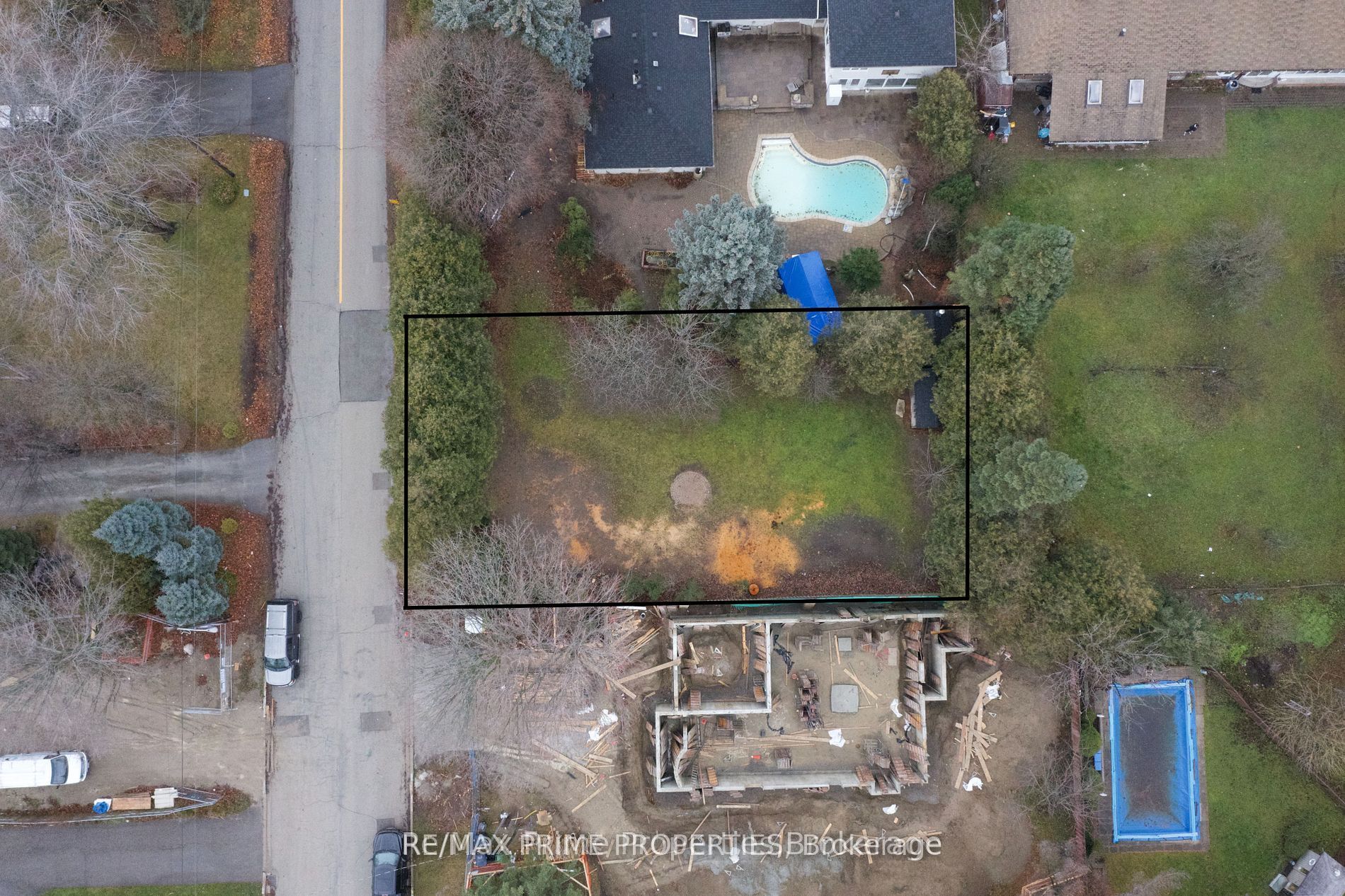 1 Braeburn Boulevard, Toronto, ON M1J 2P9