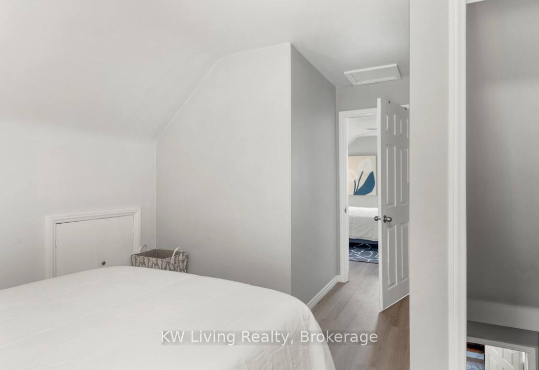 2573 Chilver Road, Windsor, ON N8W 2W1