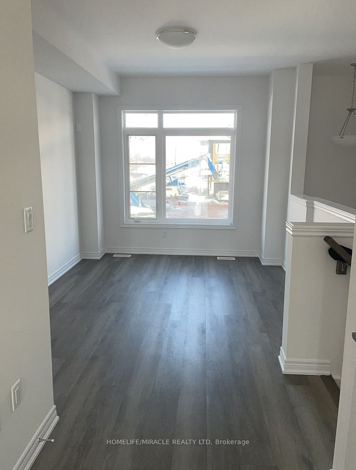 #102 - 575 Woodward Avenue, Hamilton, ON L8H 0B3