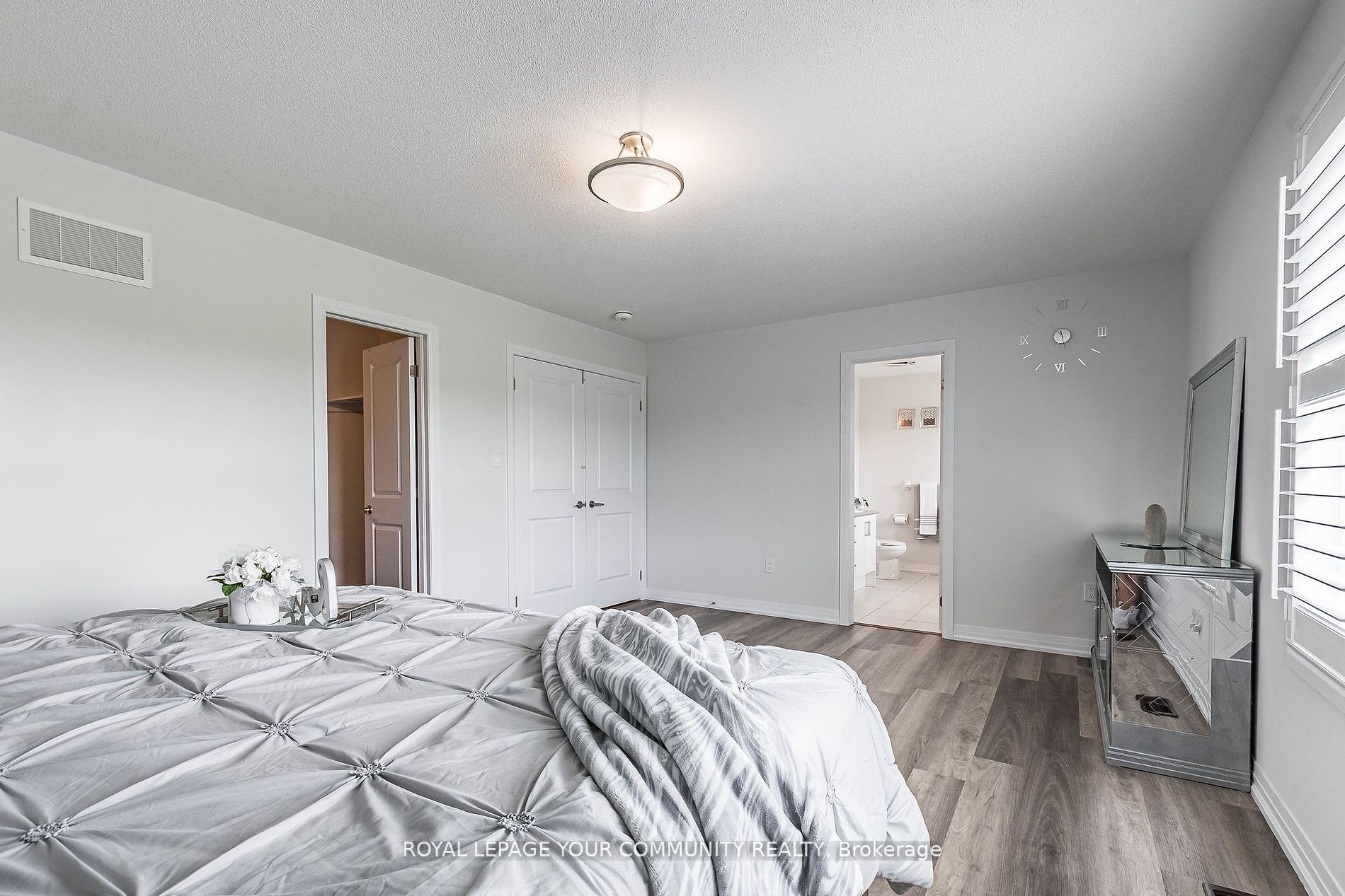 259 Chelsea Crescent