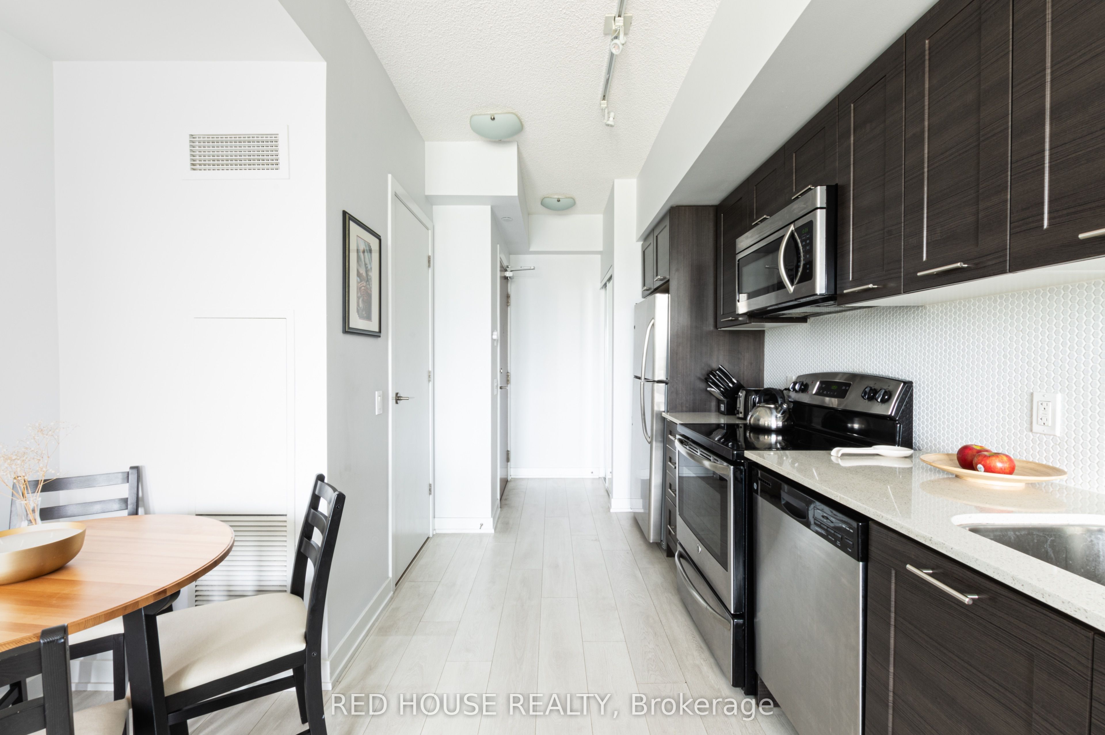 #2506 - 2200 Lakeshore Boulevard, Toronto, ON M8V 1A4