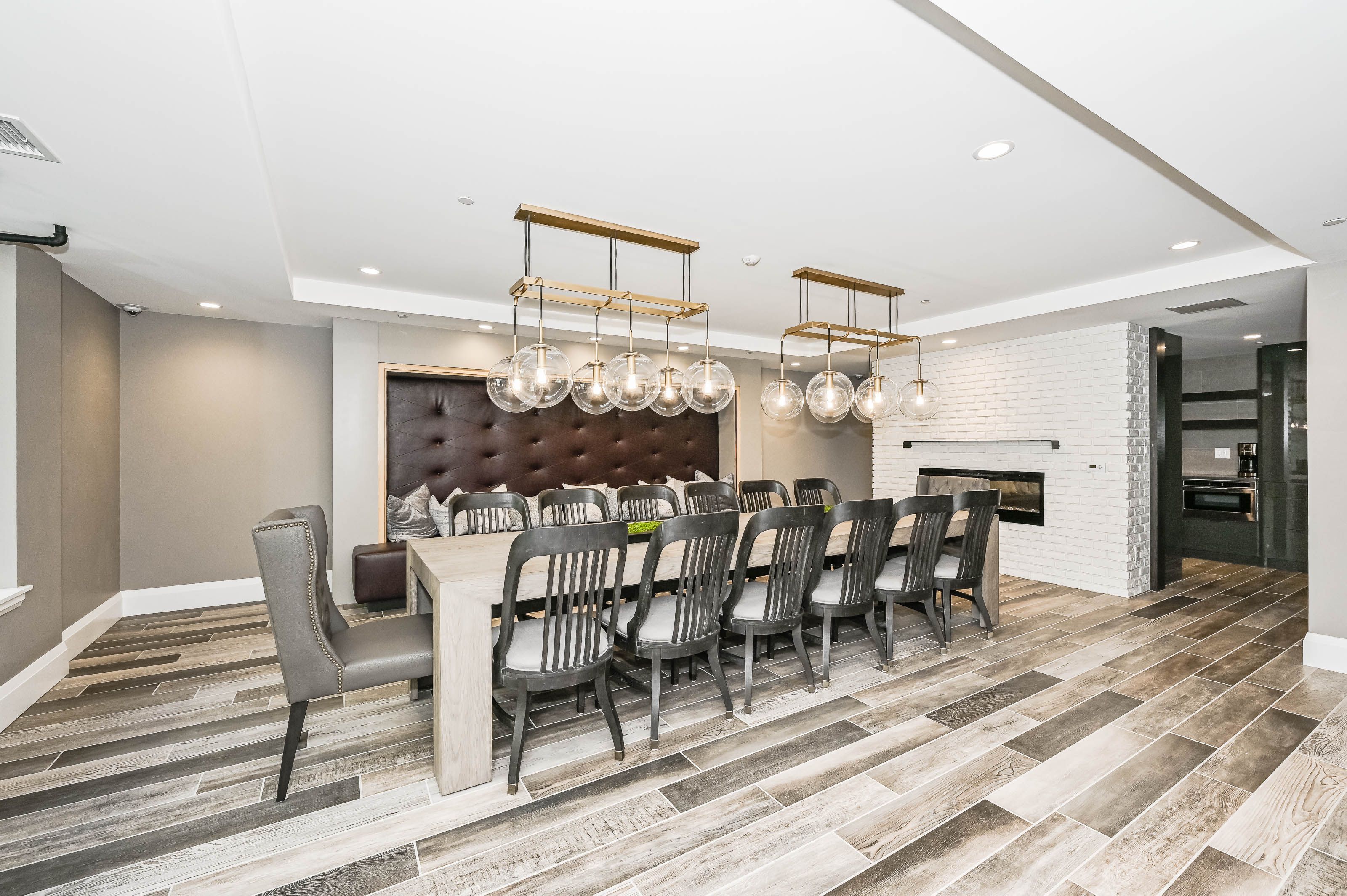 63 Arthur Street S 801