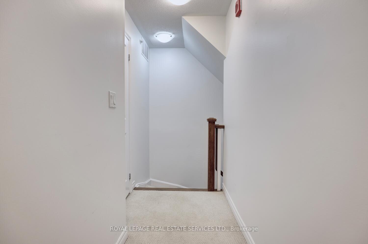 2 Bedrooms Condo at 100 Long Branch,  Toronto For sale