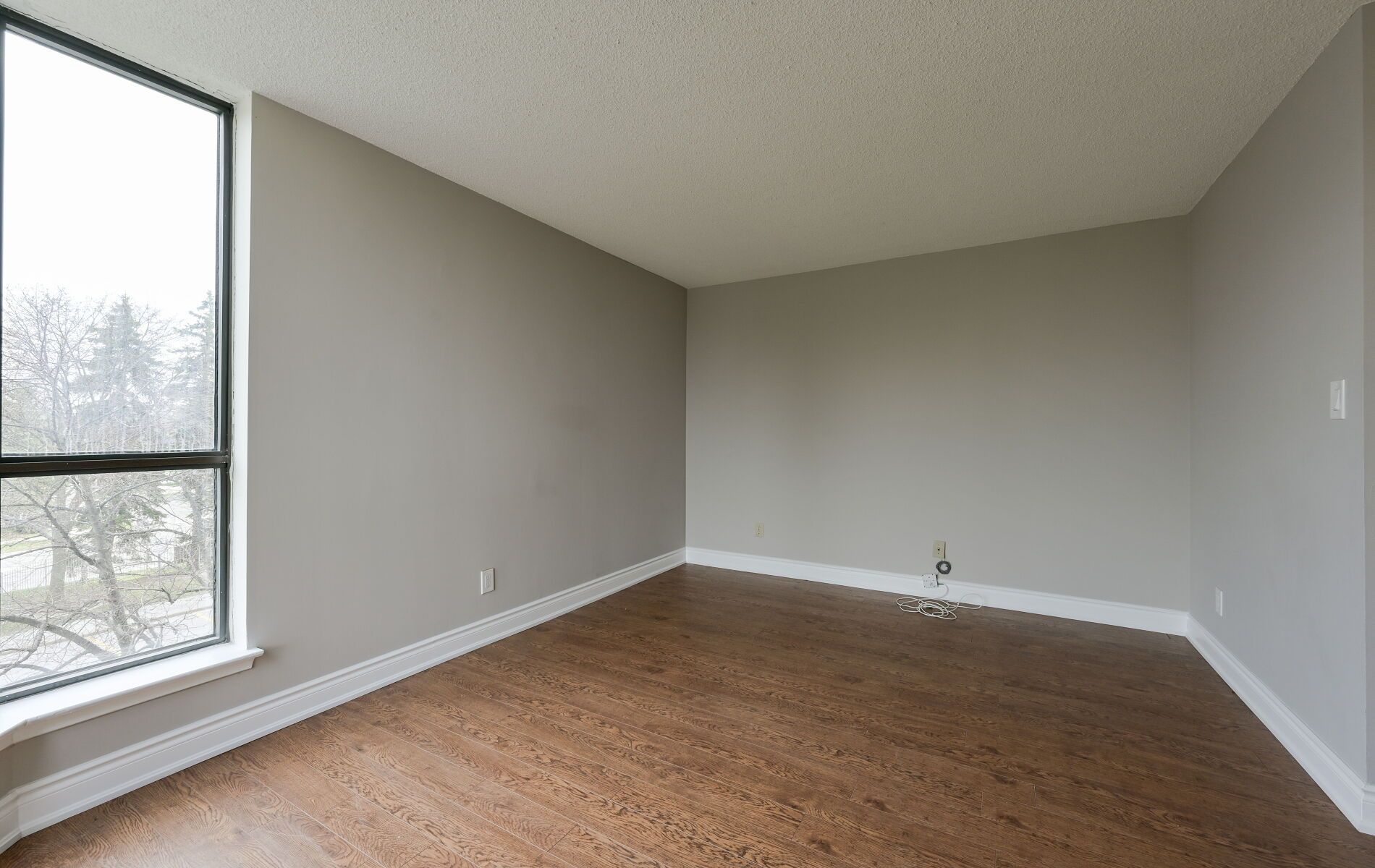 25 Bamburgh Circle 339