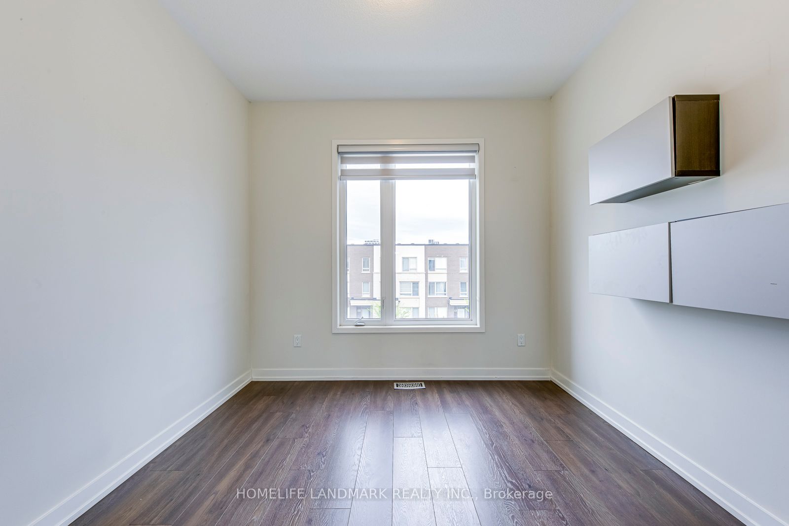3098 Ernest Appelbe Boulevard