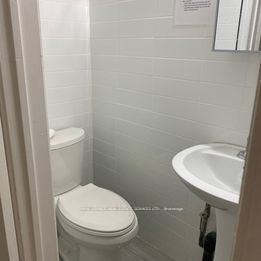 https://trreb-image.ampre.ca/9MJsVvr37ZhB5Qed9xKPiaP7S3T7OJPyTrUsciGp4Z4/rs:fit:960:960/wm:.5:so:0:50:.4/wmsh:10/wmt:PHNwYW4gZm9yZWdyb3VuZD0nd2hpdGUnIGZvbnQ9JzY4Jz5ST1lBTCBMRVBBR0UgUkVBTCBFU1RBVEUgU0VSVklDRVMgTFRELiwgQnJva2VyYWdlPC9zcGFuPg/L3RycmViL2xpc3RpbmdzLzQwLzkwLzU3LzM2L3AvZDhmNDE2MWEtMWRiYi00NjI5LWExMGYtMzc4MTY0OTE3YmQ5LmpwZw.jpg