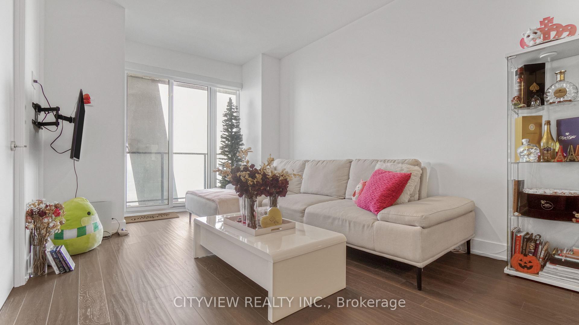 2 Bedrooms Condo at 20 Shore Breeze, Toronto For sale