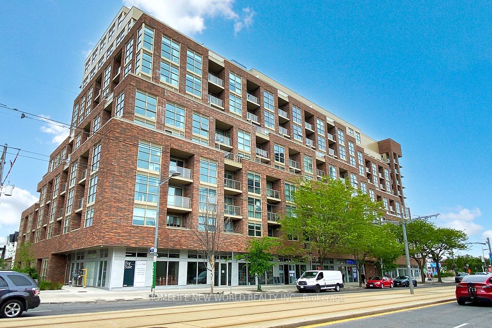 #814 - 1787 St Clair Avenue, Toronto, ON M6N 0B7