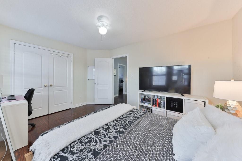 1298 TUPPER Drive