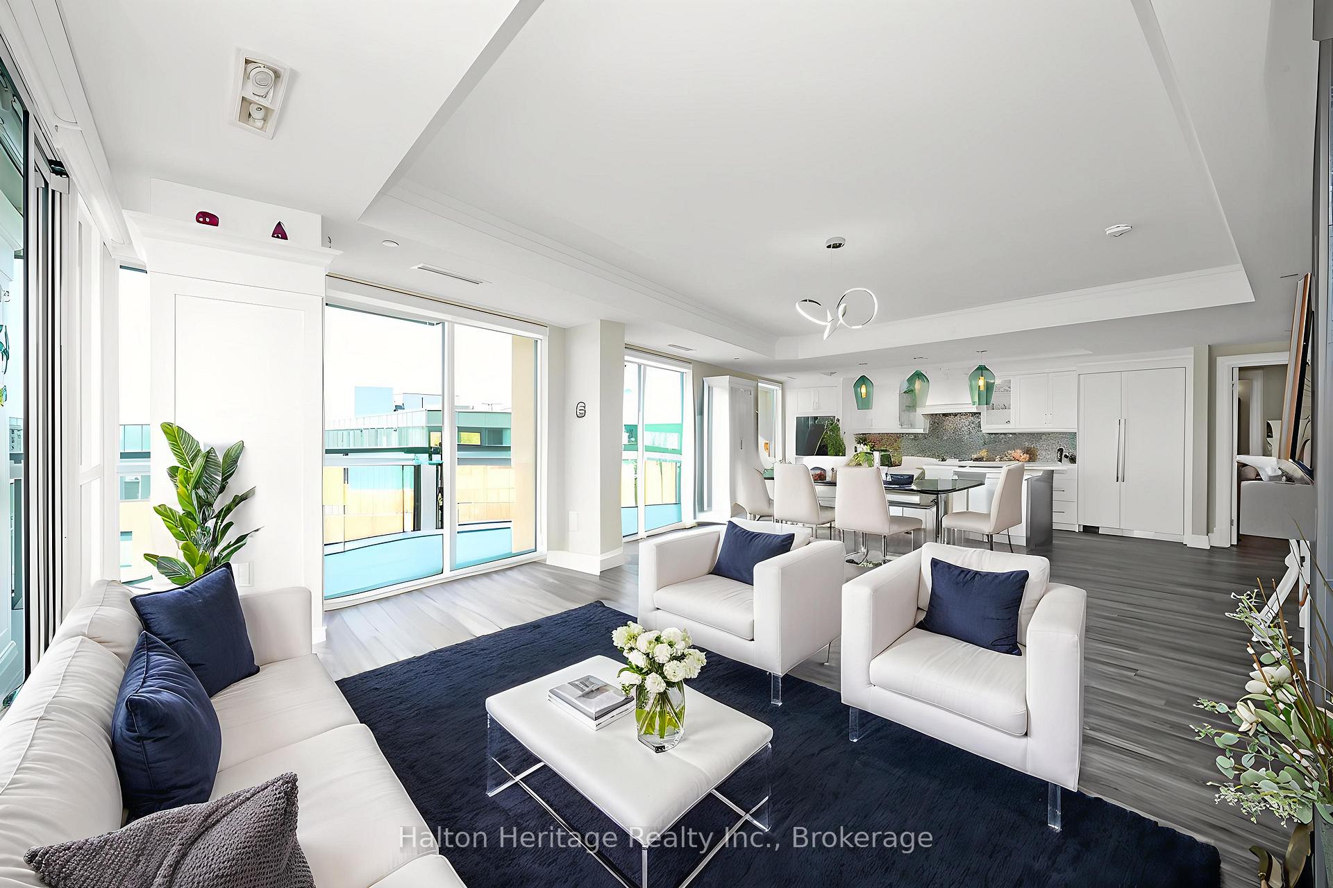 2 Bedrooms Condo at 2060 Lakeshore, Burlington For sale