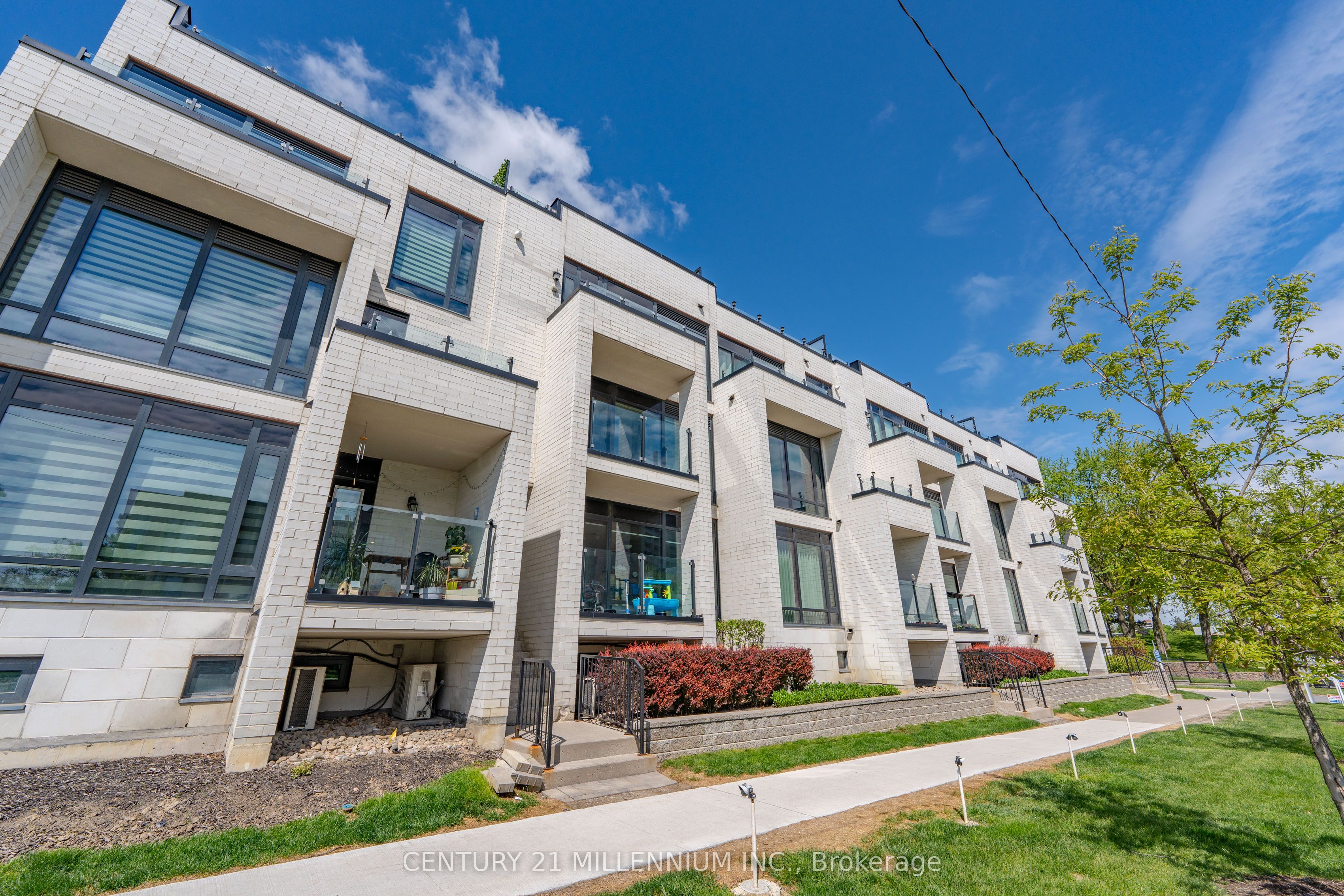 130 Widdicombe Hill Boulevard, #414