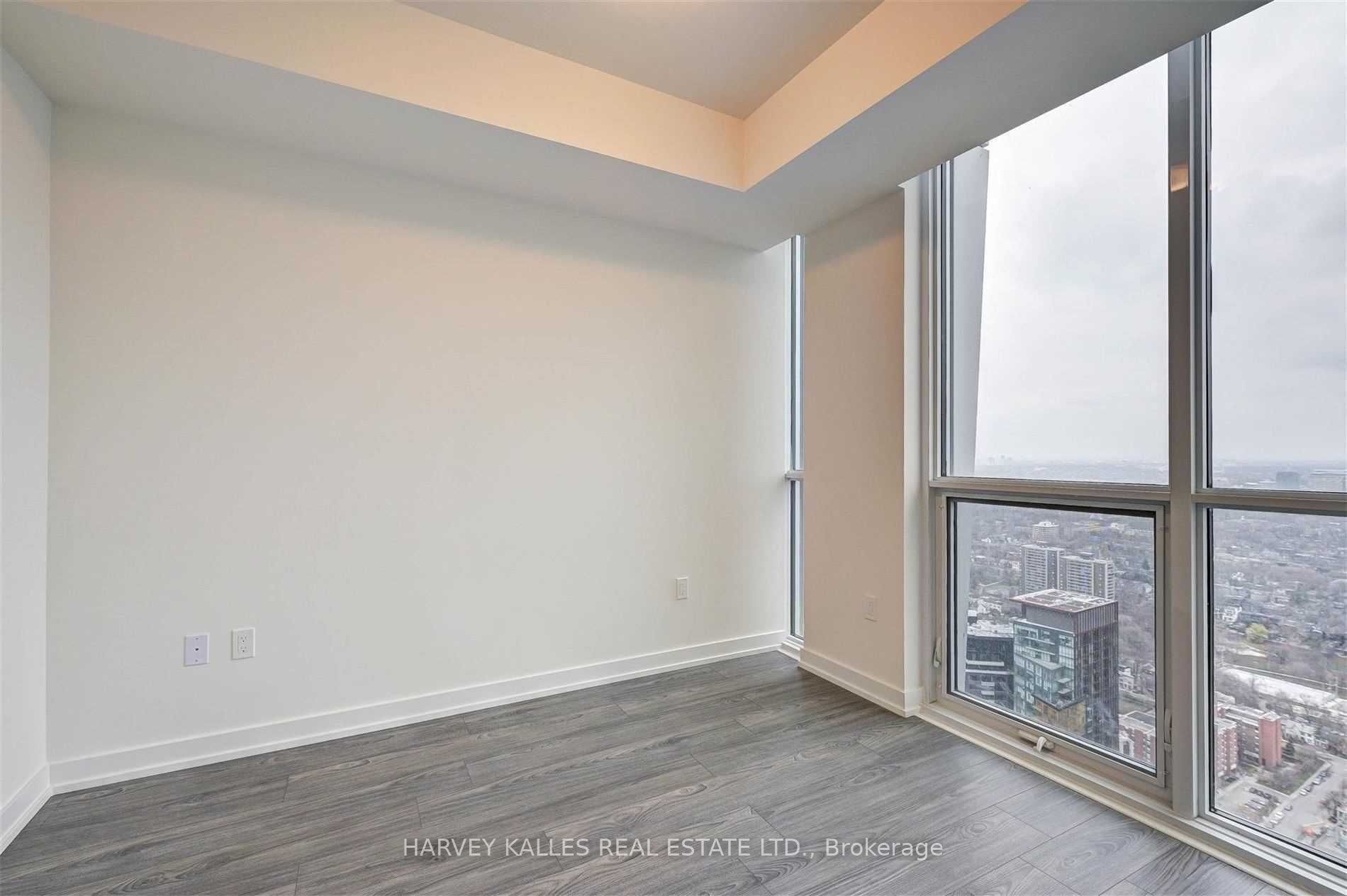 1 Yorkville Avenue 5006