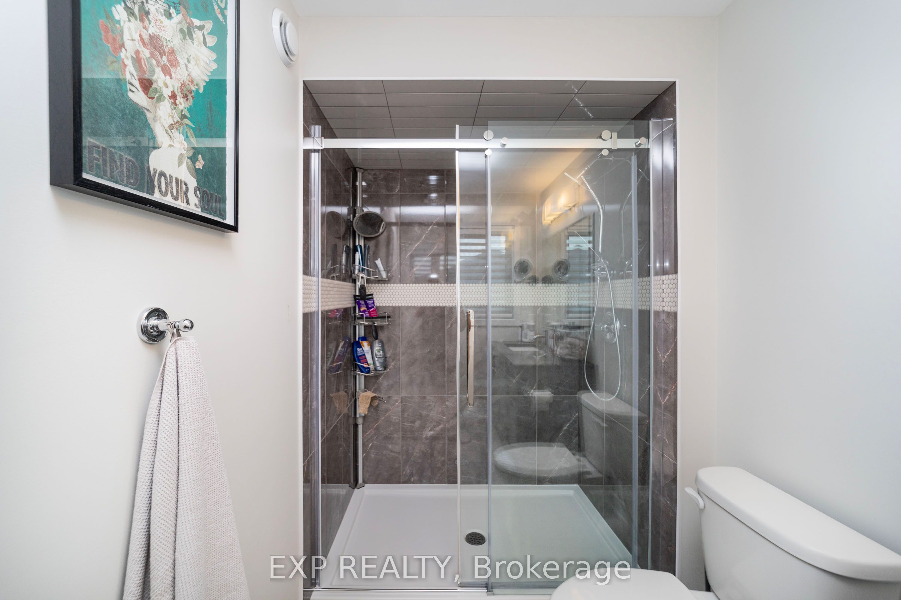 230 FINSBURY Avenue, Stittsville - Munster - Richmond 8203 - Stittsville (South)