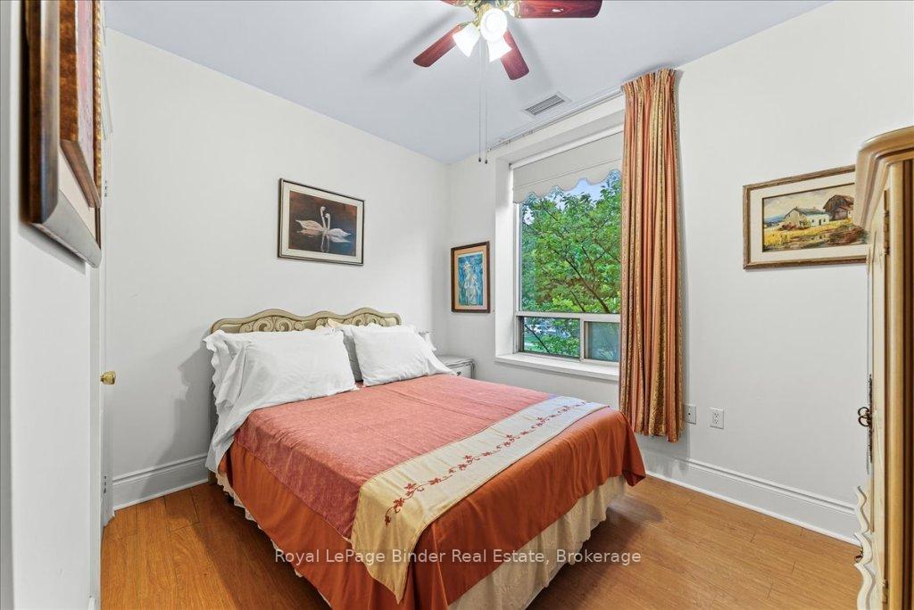 3 Bedrooms Condo at 88 Grandview,  Toronto For sale
