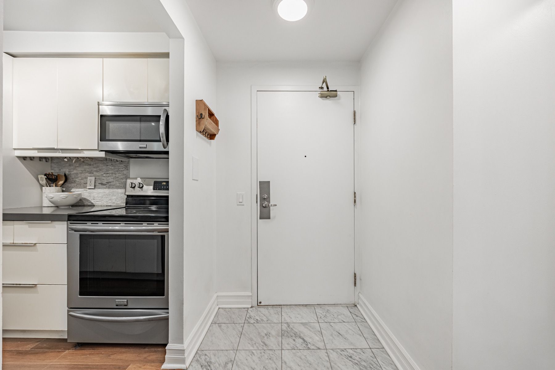 5 Rosehill Avenue 910
