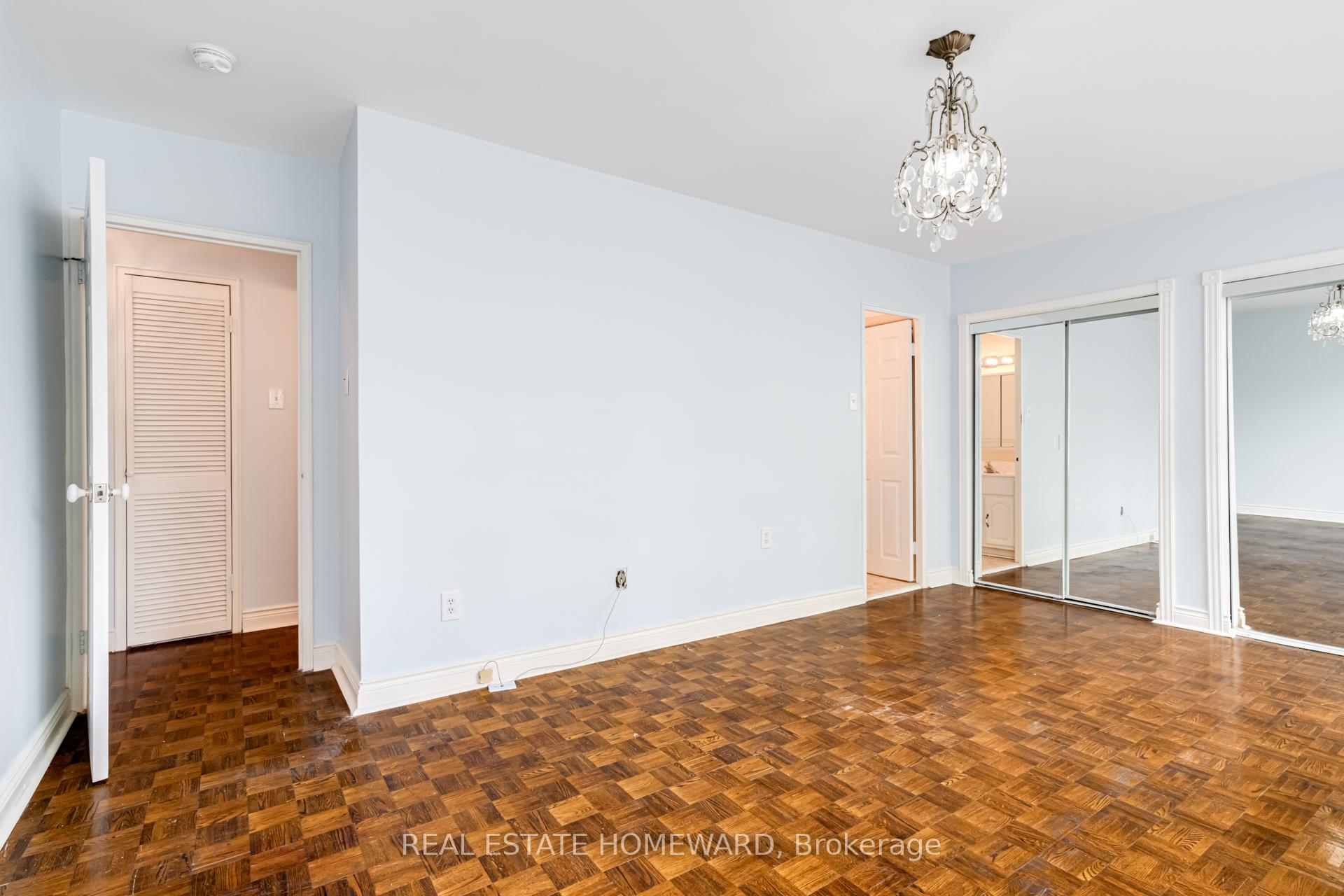2 Bedrooms Co-op at 581 Avenue, Toronto For sale