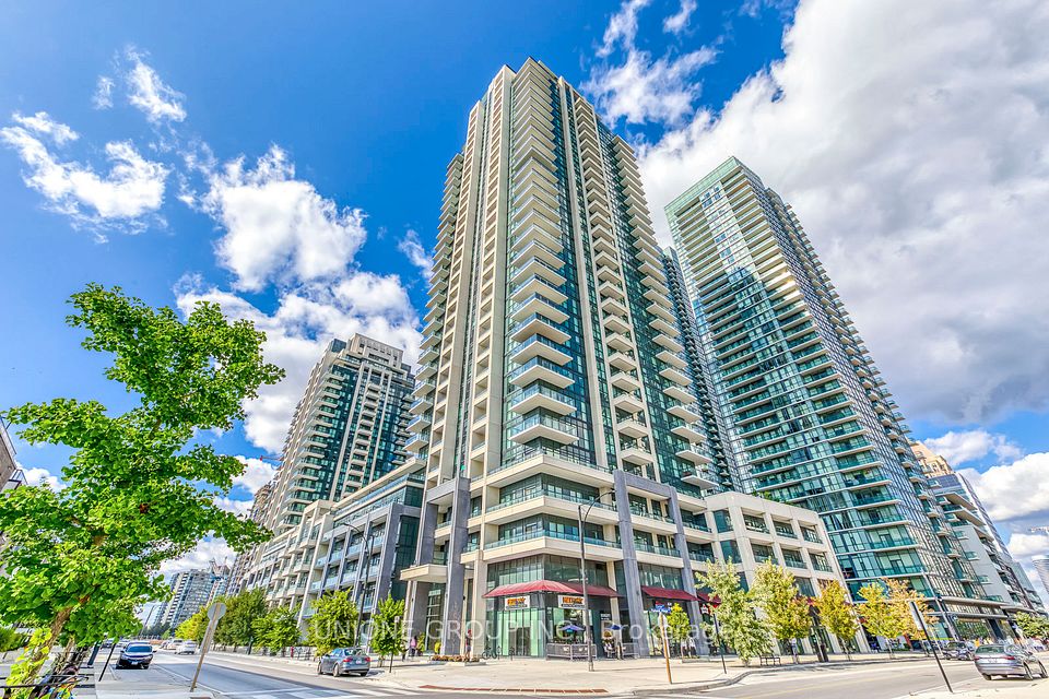 4055 Parkside Village