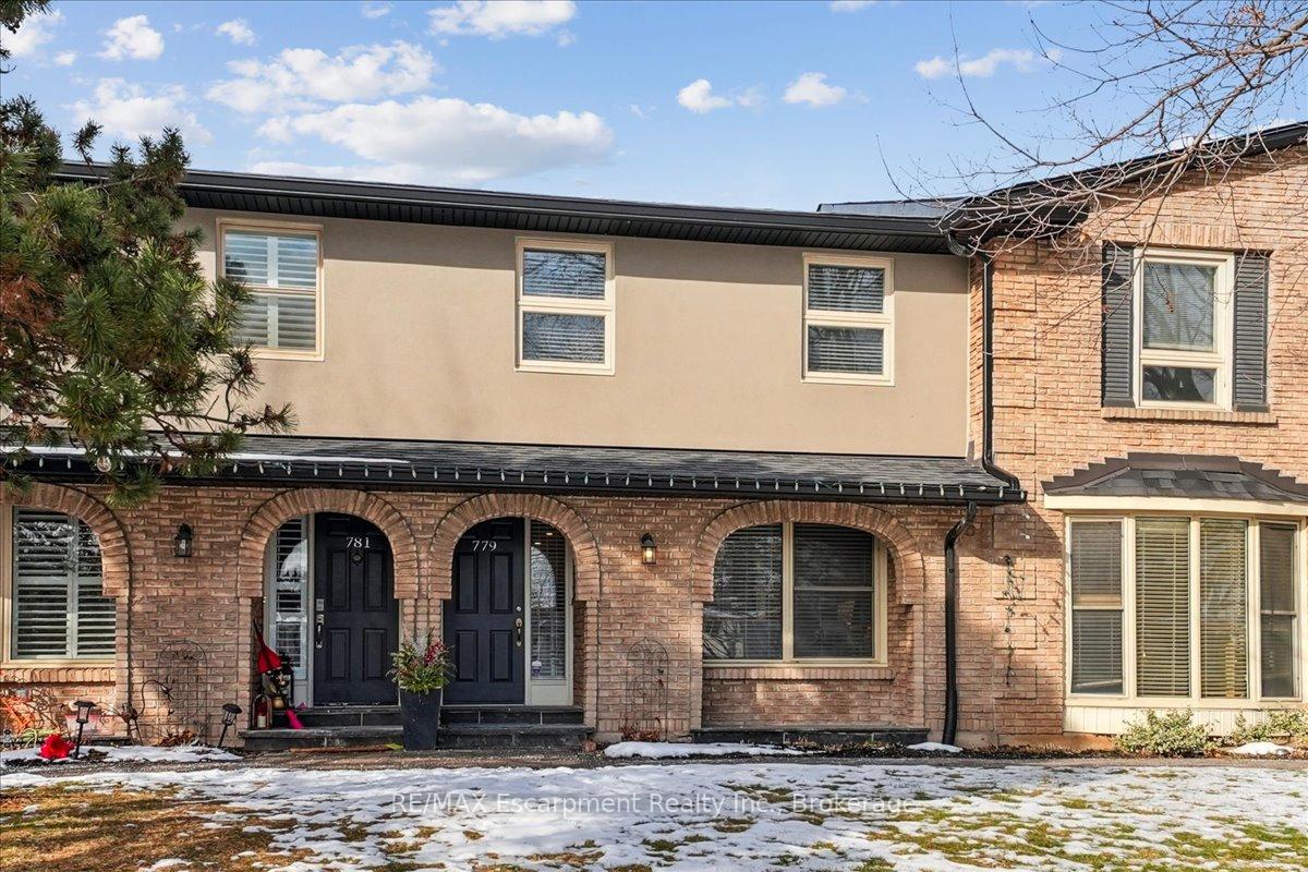 779 Hyde Road, Burlington, ON L7S 1S6