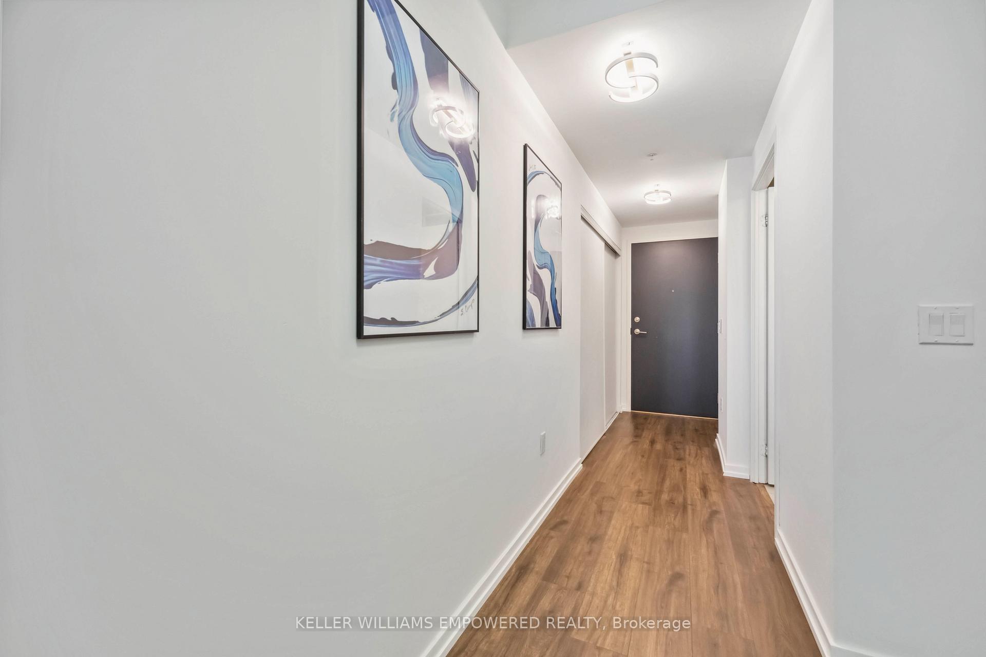 3 Bedrooms Condo at 3237 Bayview, Toronto For sale
