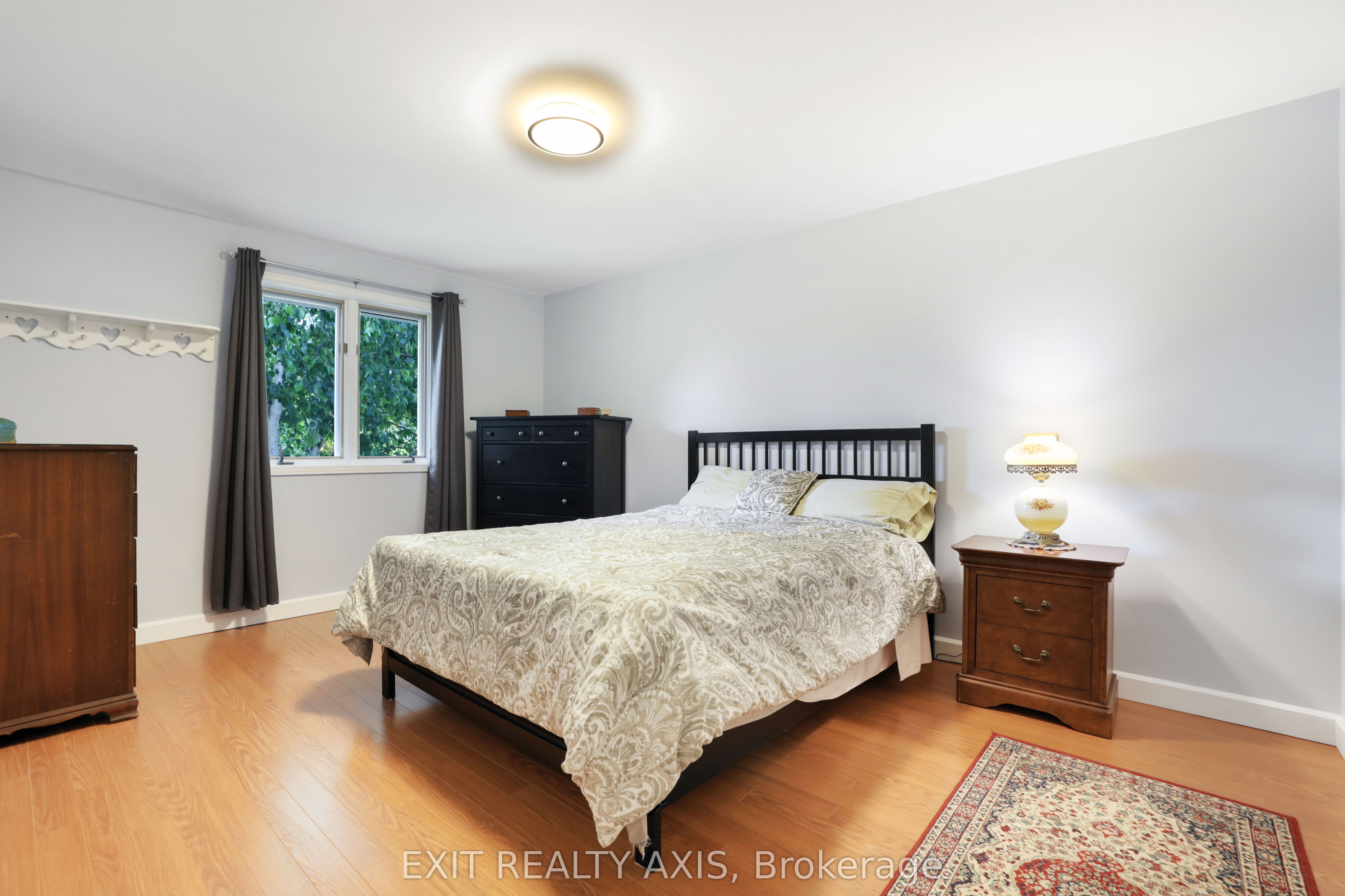 42 STRICKLAND Road