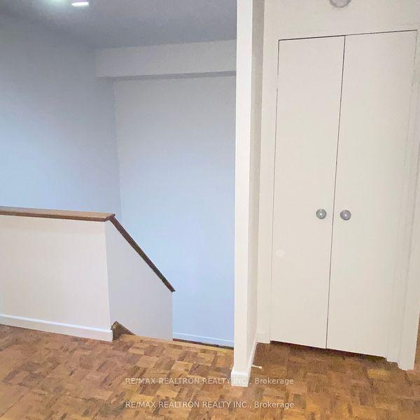 2 Bedrooms Condo at 349 St Clair, Toronto For sale
