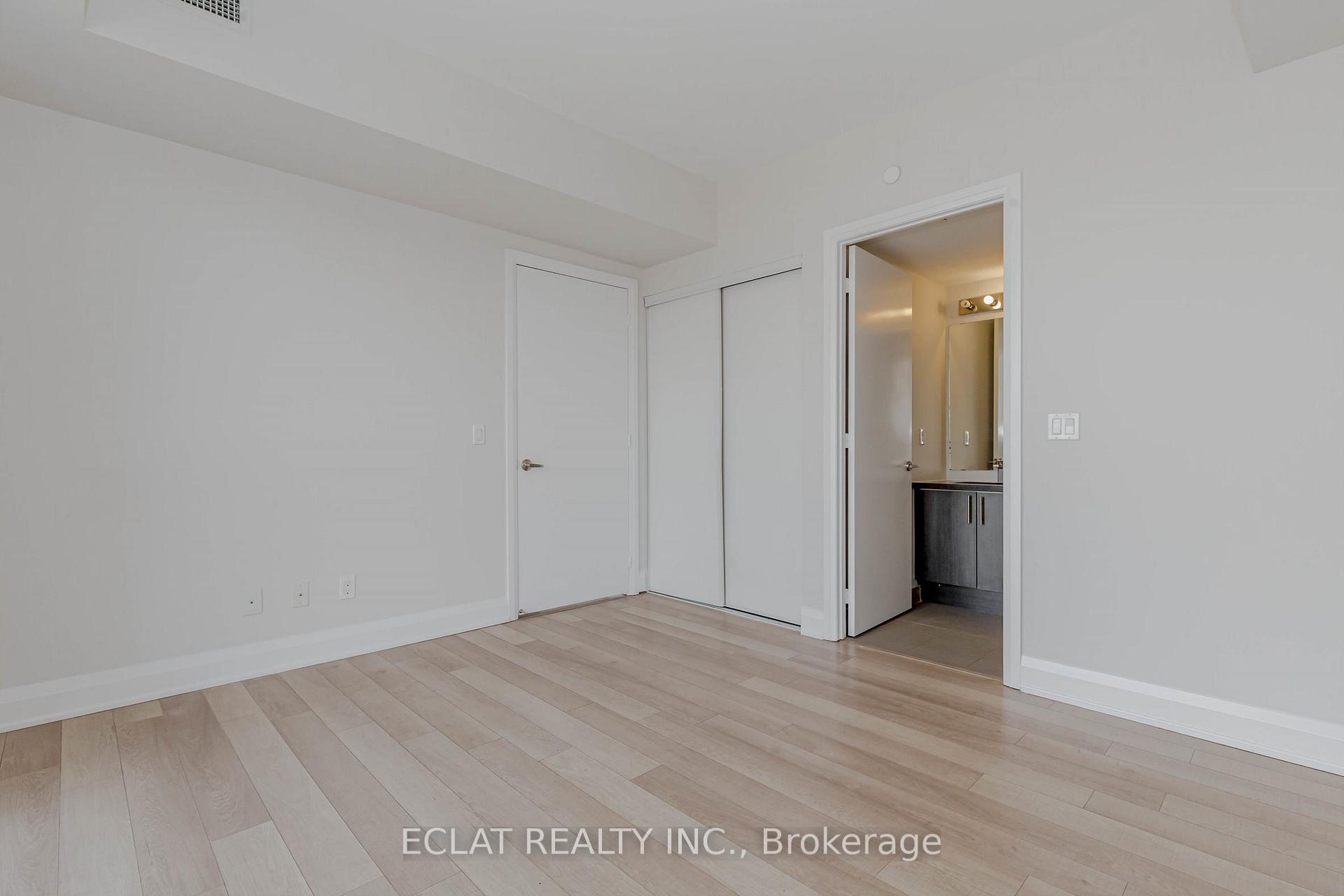 2 Bedrooms Condo at 16 McAdam, Toronto For sale