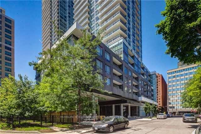 2 Bedrooms Condo at 98 Lillian, Toronto For sale