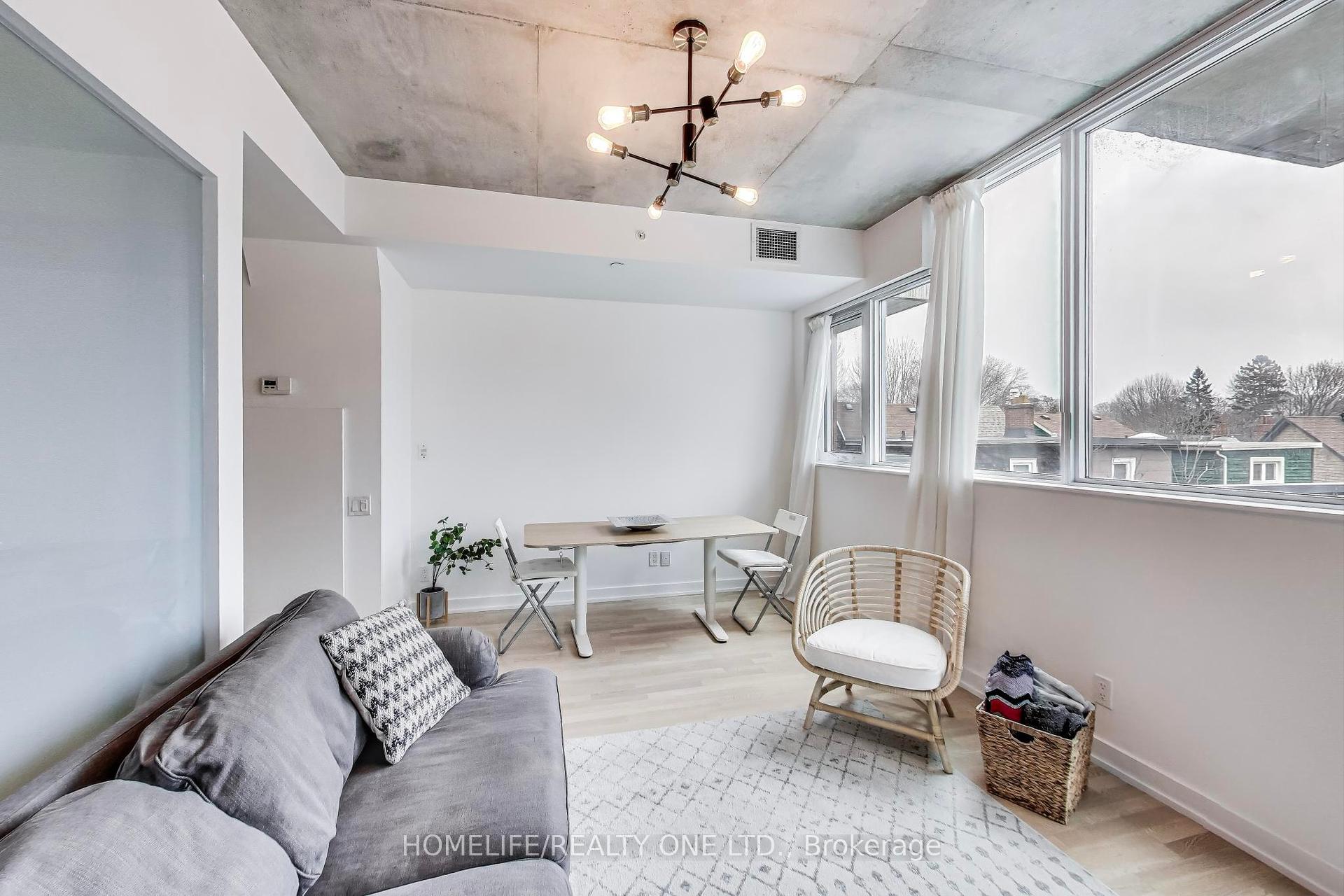 2 Bedrooms Condo at 60 Haslett, Toronto For sale