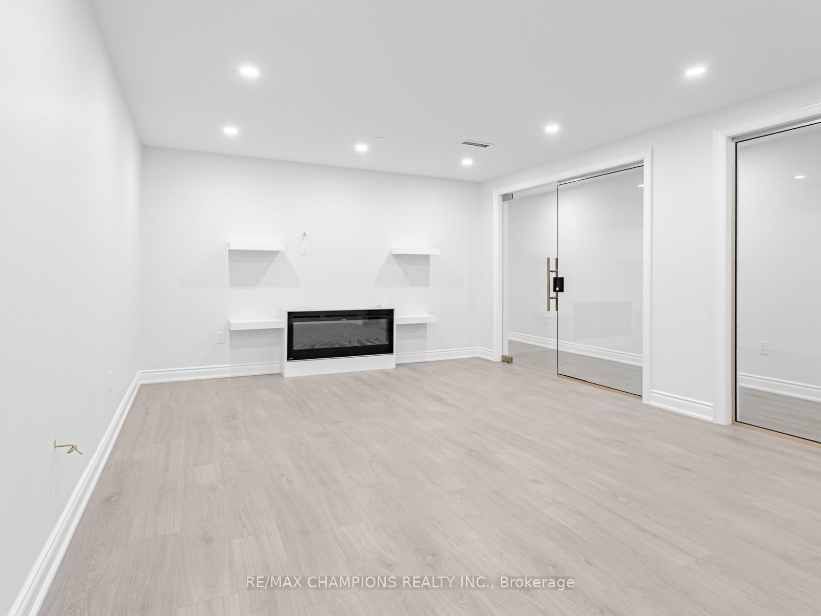 2565 Steeles Avenue E #26, Brampton Steeles Industrial