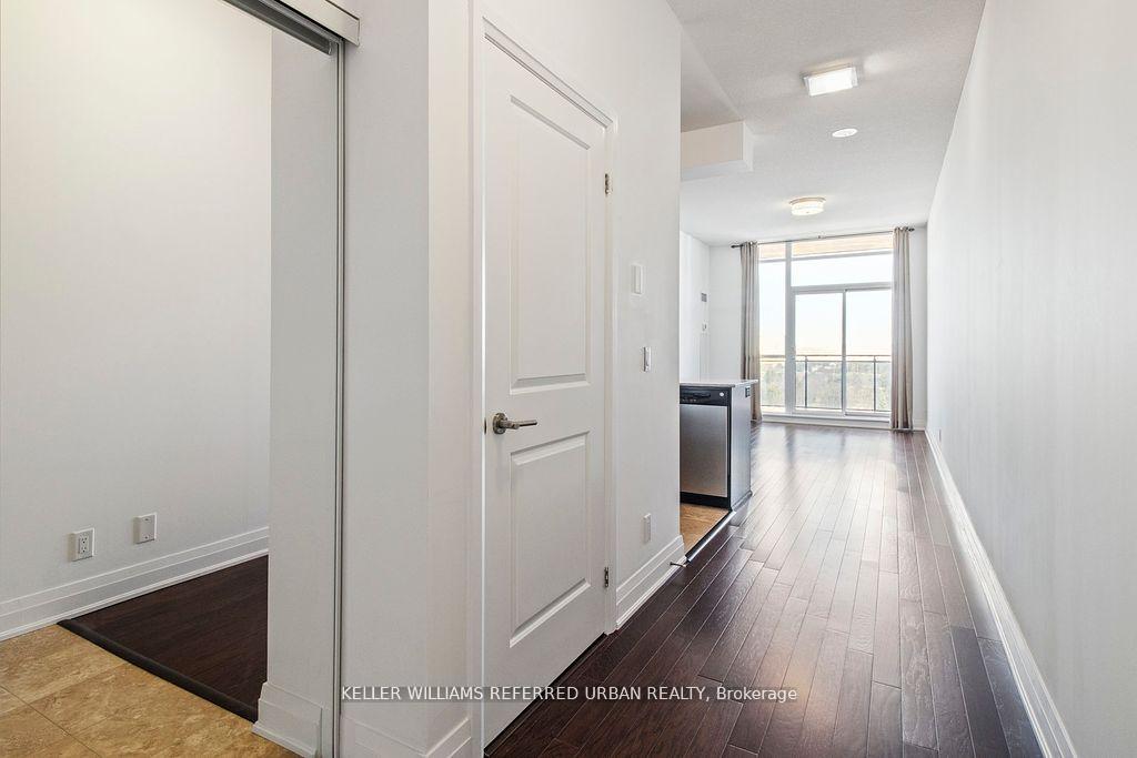 1 Bedroom Condo at 520 Steeles, Vaughan For sale