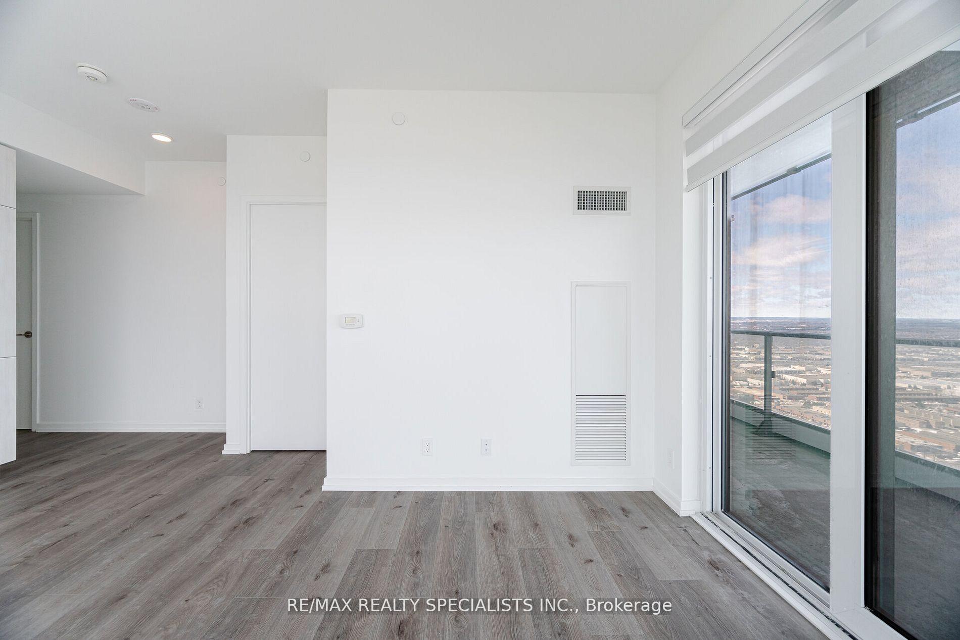 2 Bedrooms Condo at 7890 Jane,  Vaughan For sale