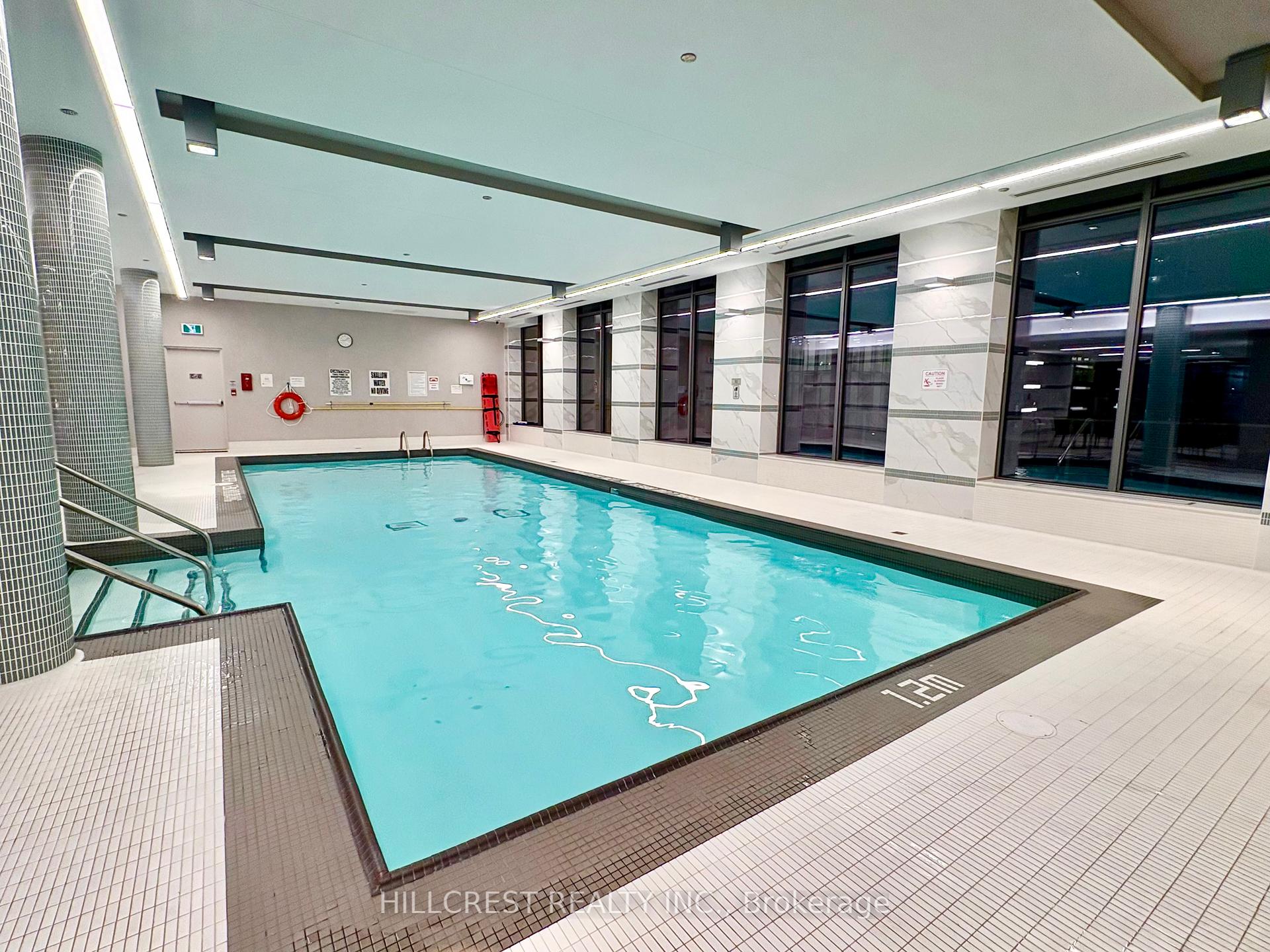 2 Bedrooms Condo at 36 Forest Manor,  Toronto For sale