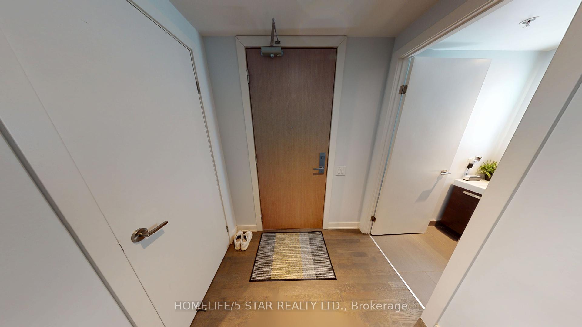 1 Bedroom Condo at 38 Stewart, Toronto For sale