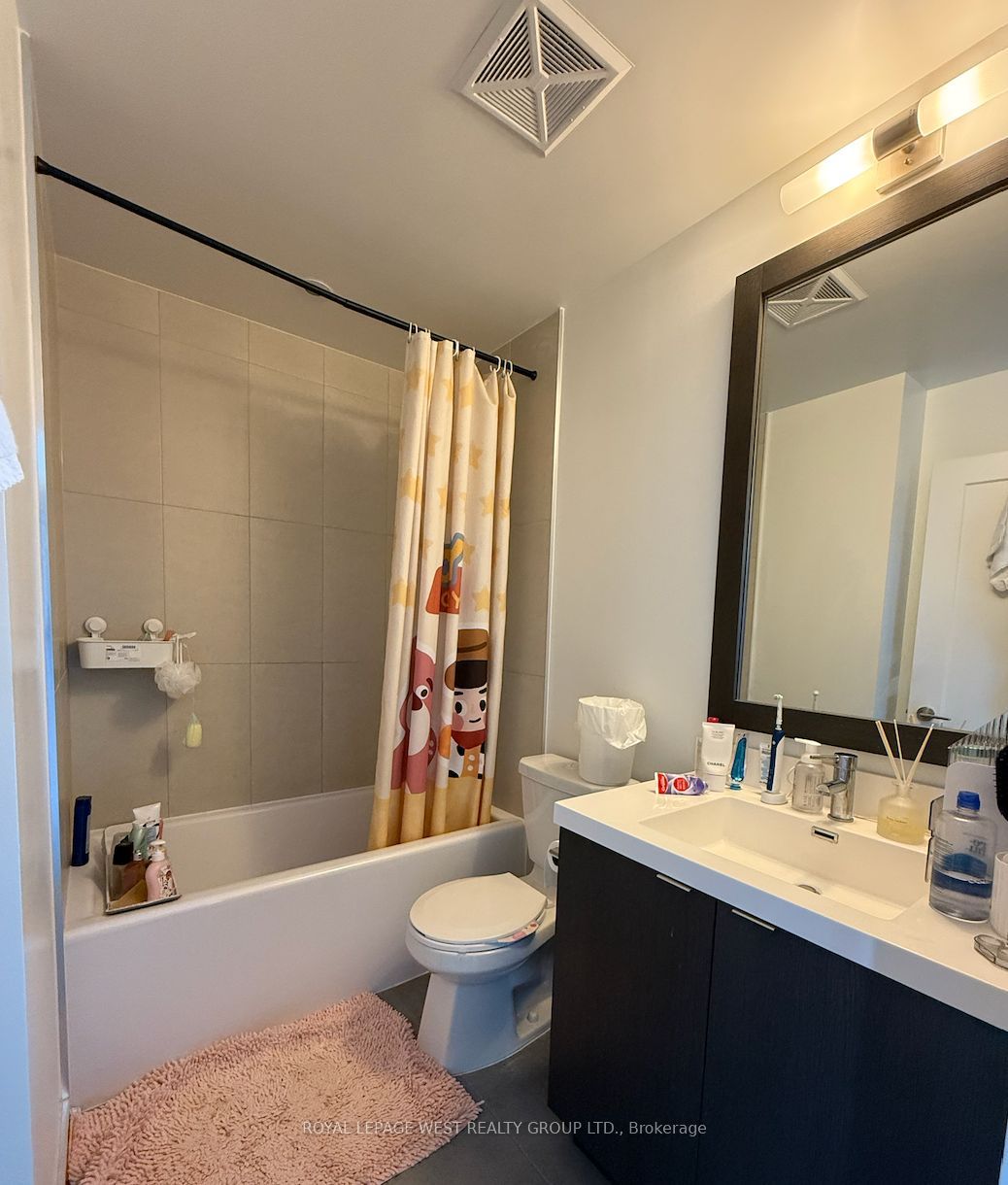 9 Mabelle Avenue, #3015