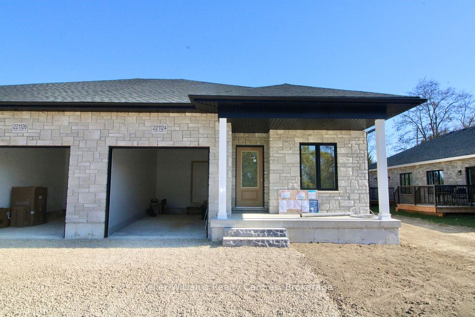 221124 Grey Road 9
