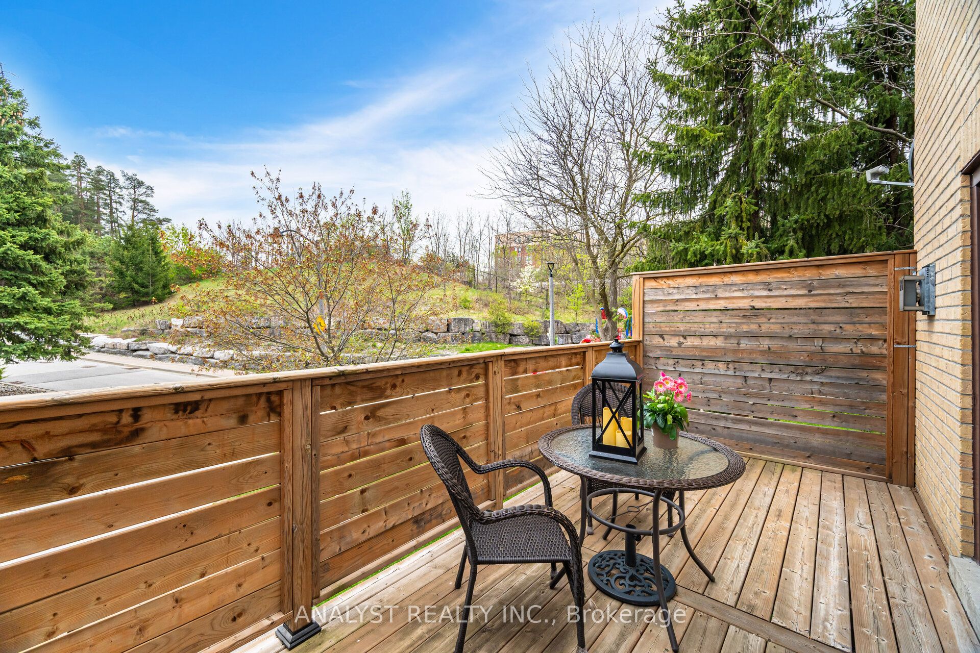 219 Woodbridge Avenue, #1