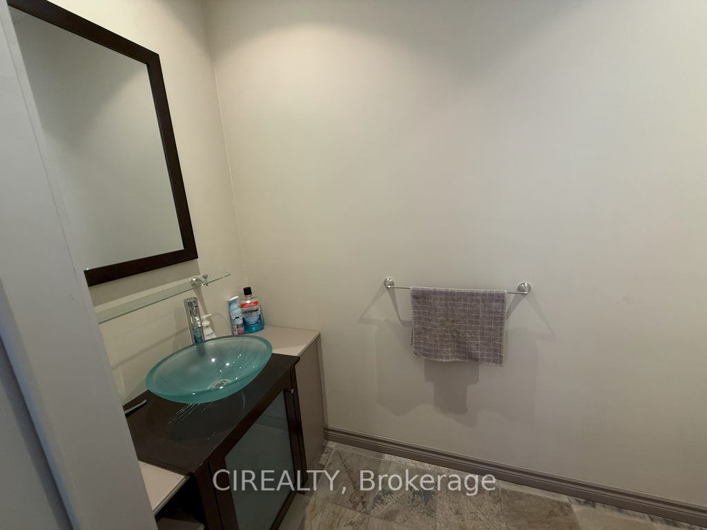 230 Watline Avenue, #Second Floor