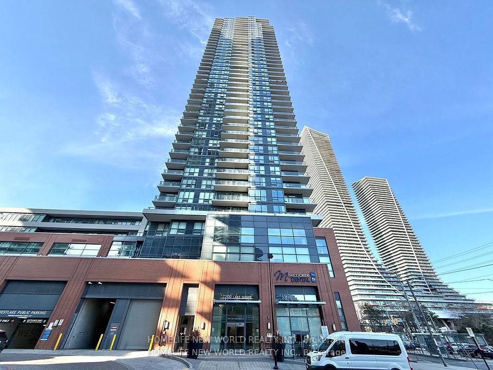2200 Lake Shore