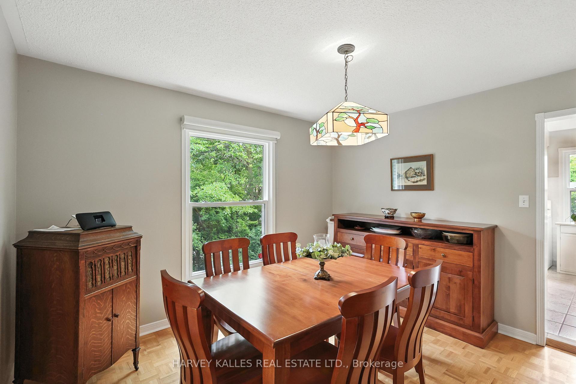 62 Aberfeldy Crescent