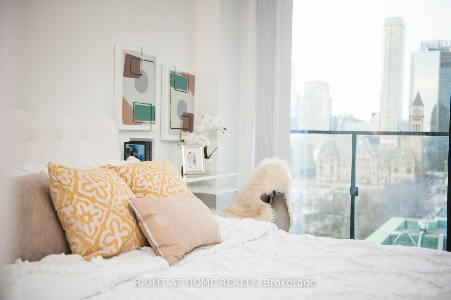 Condo at 215 Queen, Toronto For sale