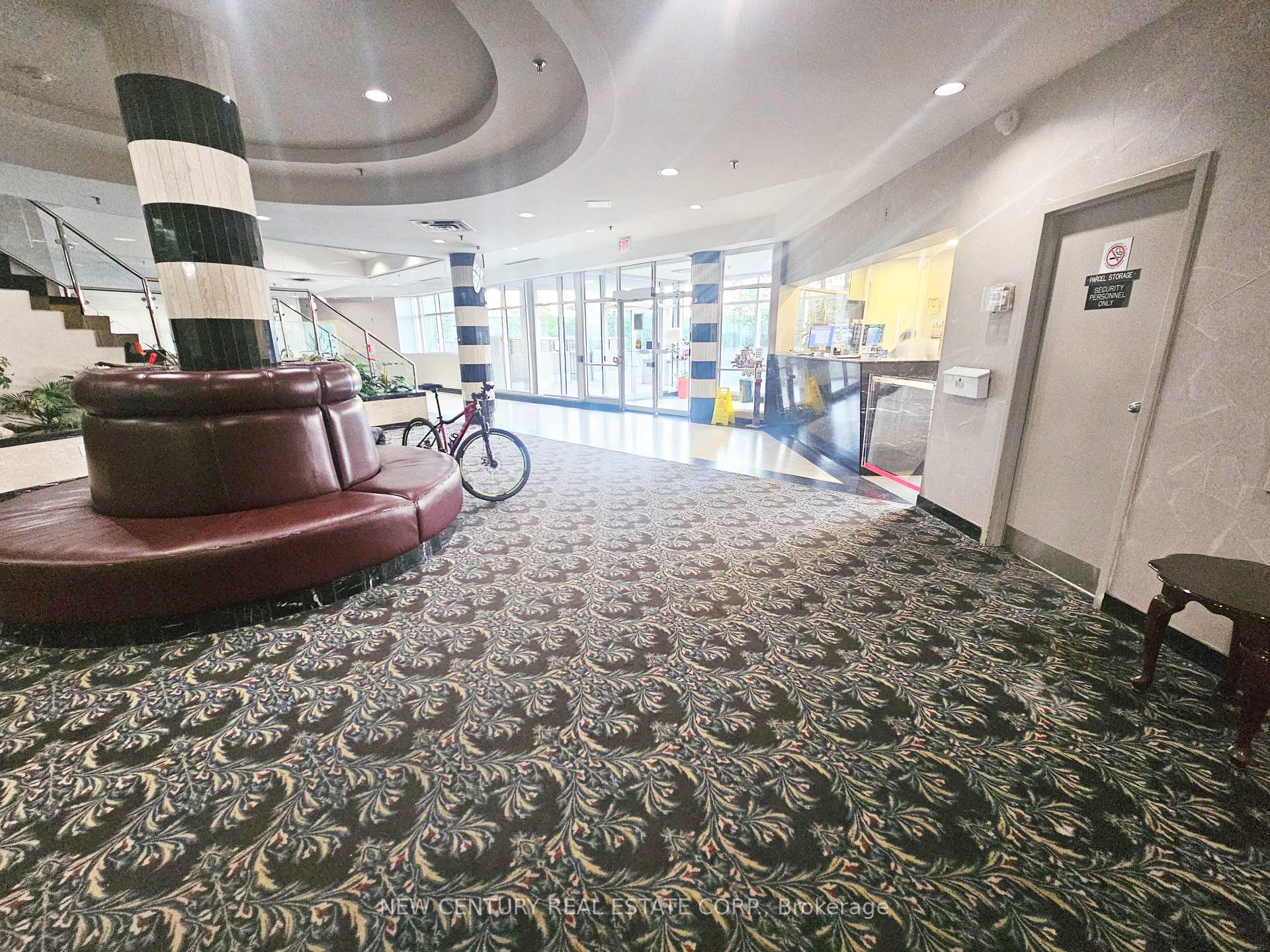 2 Bedrooms Condo at 1470 Midland,  Toronto For sale