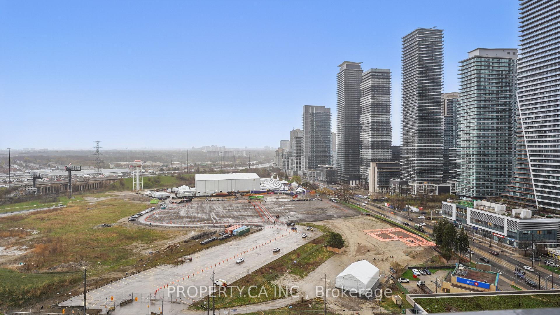 2 Bedrooms Condo at 2220 Lakeshore,  Toronto For sale