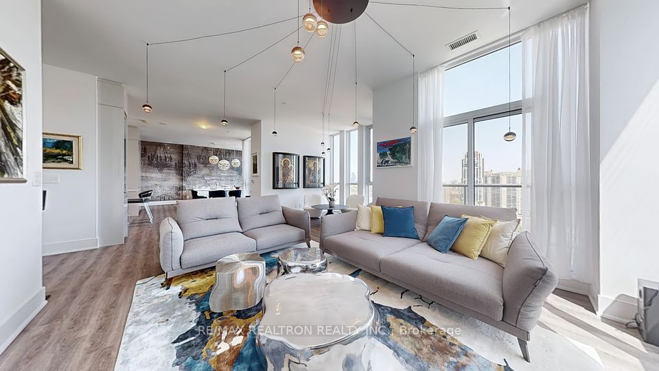 1486 Bathurst Street