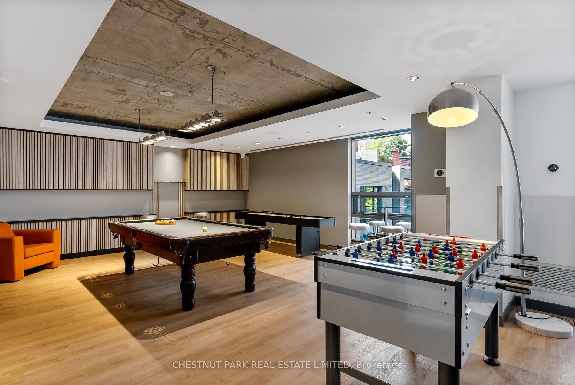2 Bedrooms Condo at 285 Mutual, Toronto For sale