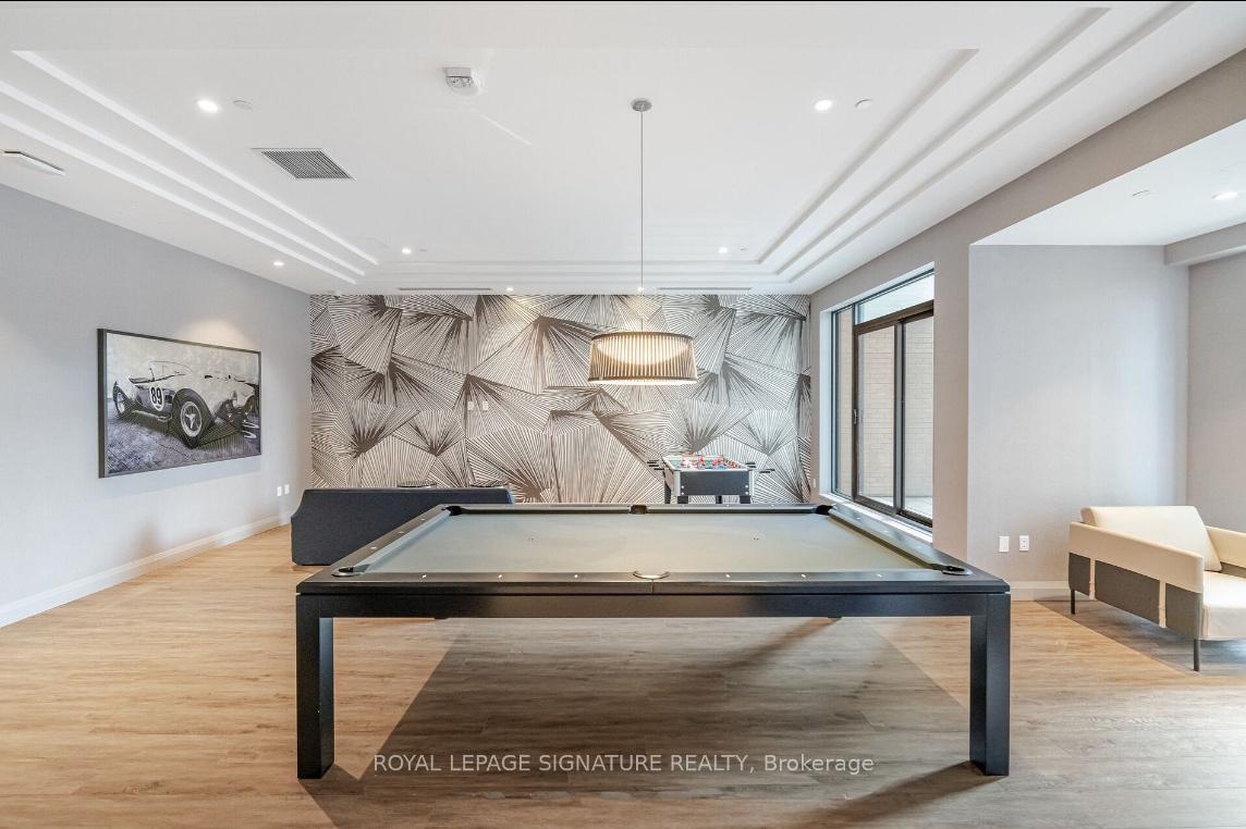 2 Bedrooms Condo at 293 The Kingsway,  Toronto For sale