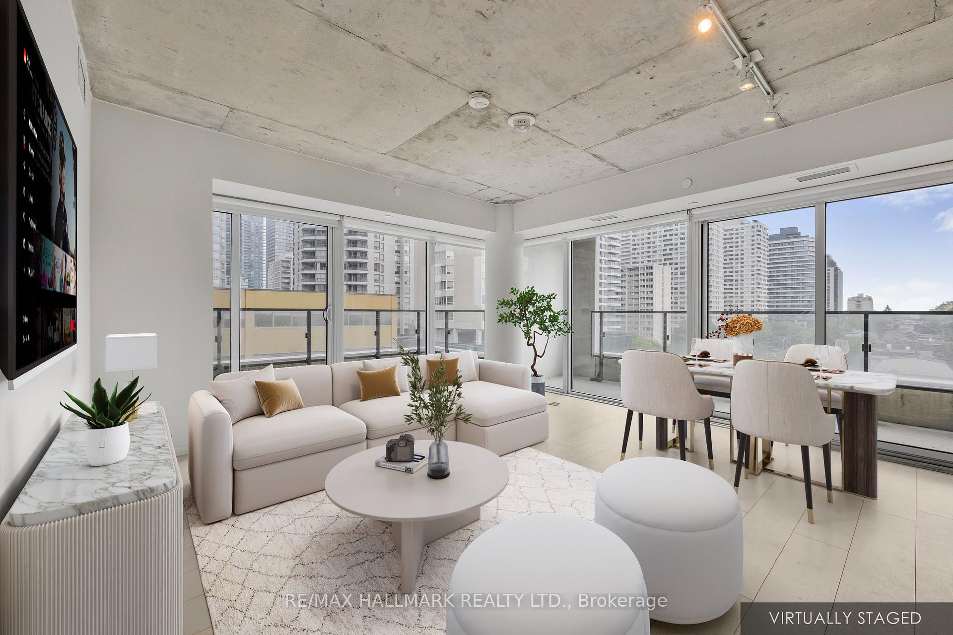 2 Bedrooms Condo at 5 Soudan, Toronto For sale