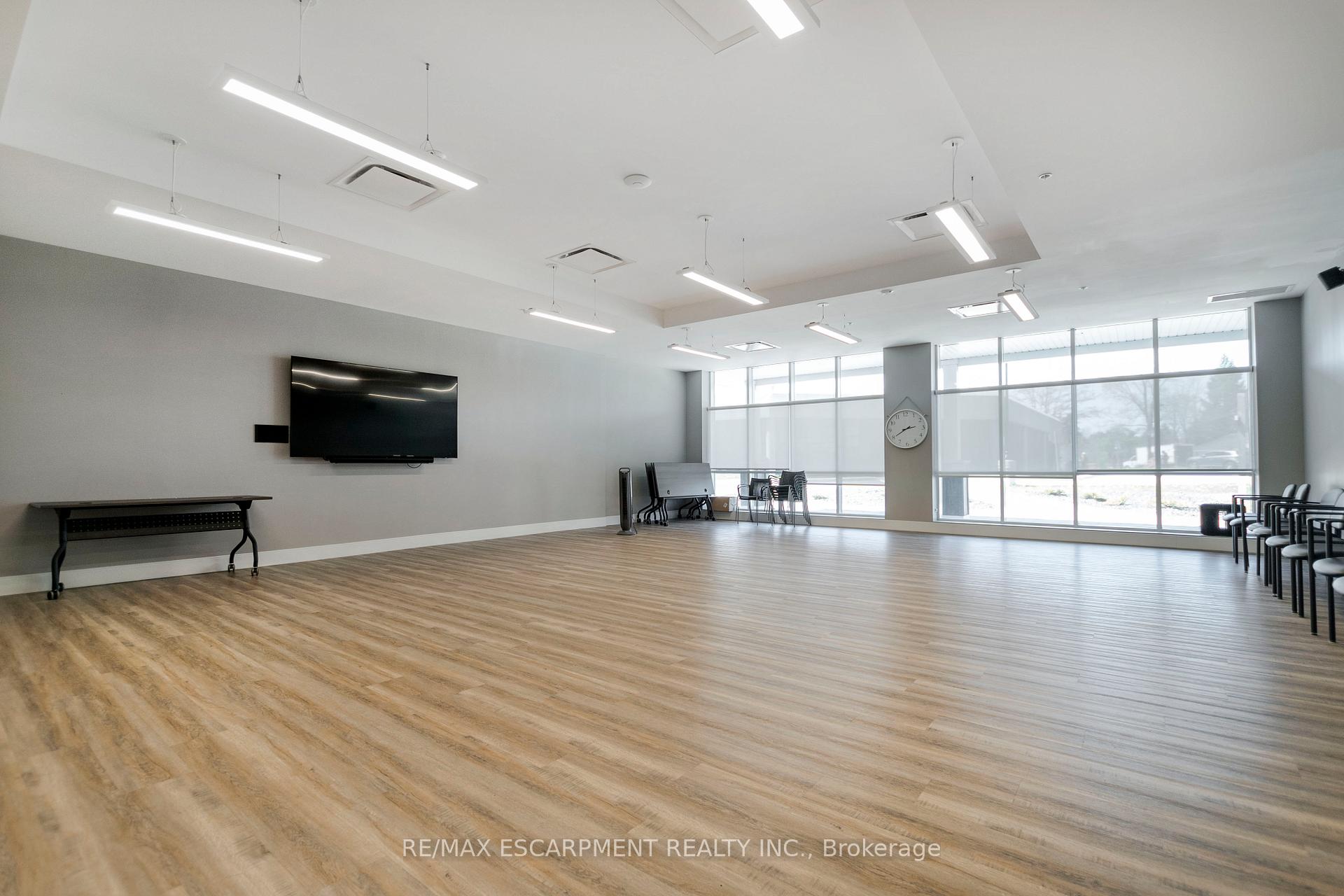 1 Bedroom Other at 51 Gates, Hamilton For sale